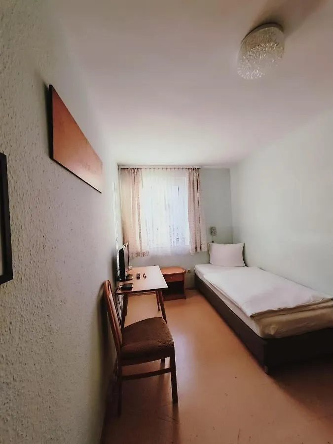 City Hotel Bauer Mit Aufzug With Elevator Neurenberg Duitsland