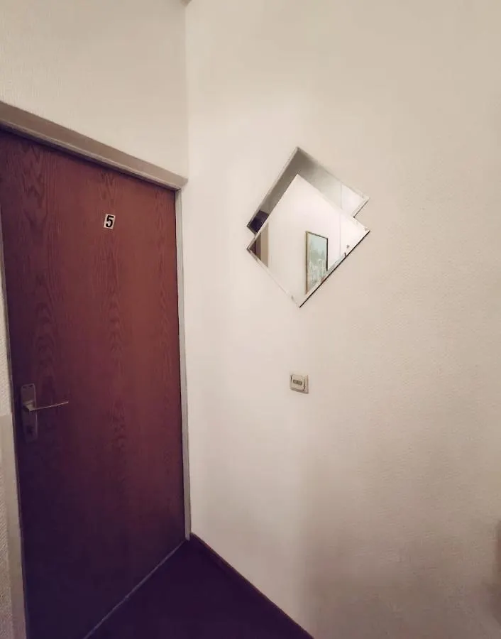 City Hotel Bauer Mit Aufzug With Elevator Neurenberg
